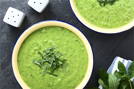 Recipe Roasted Garlic Kale Cauliflower Soup Sandra Carvajal nutritionist Central and Stanley Wellness