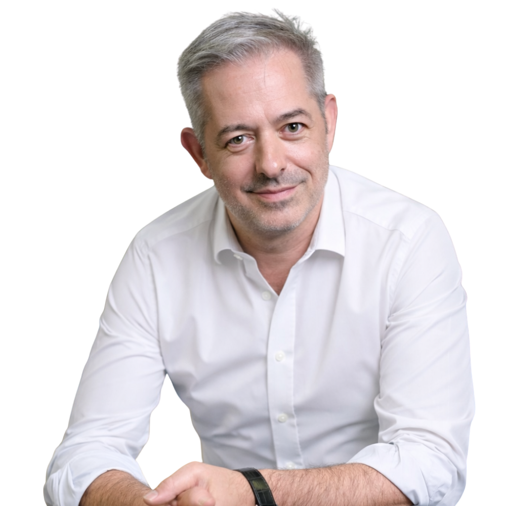 Headshot of Dr Damien Mouellic, experienced osteopath in Hong Kong